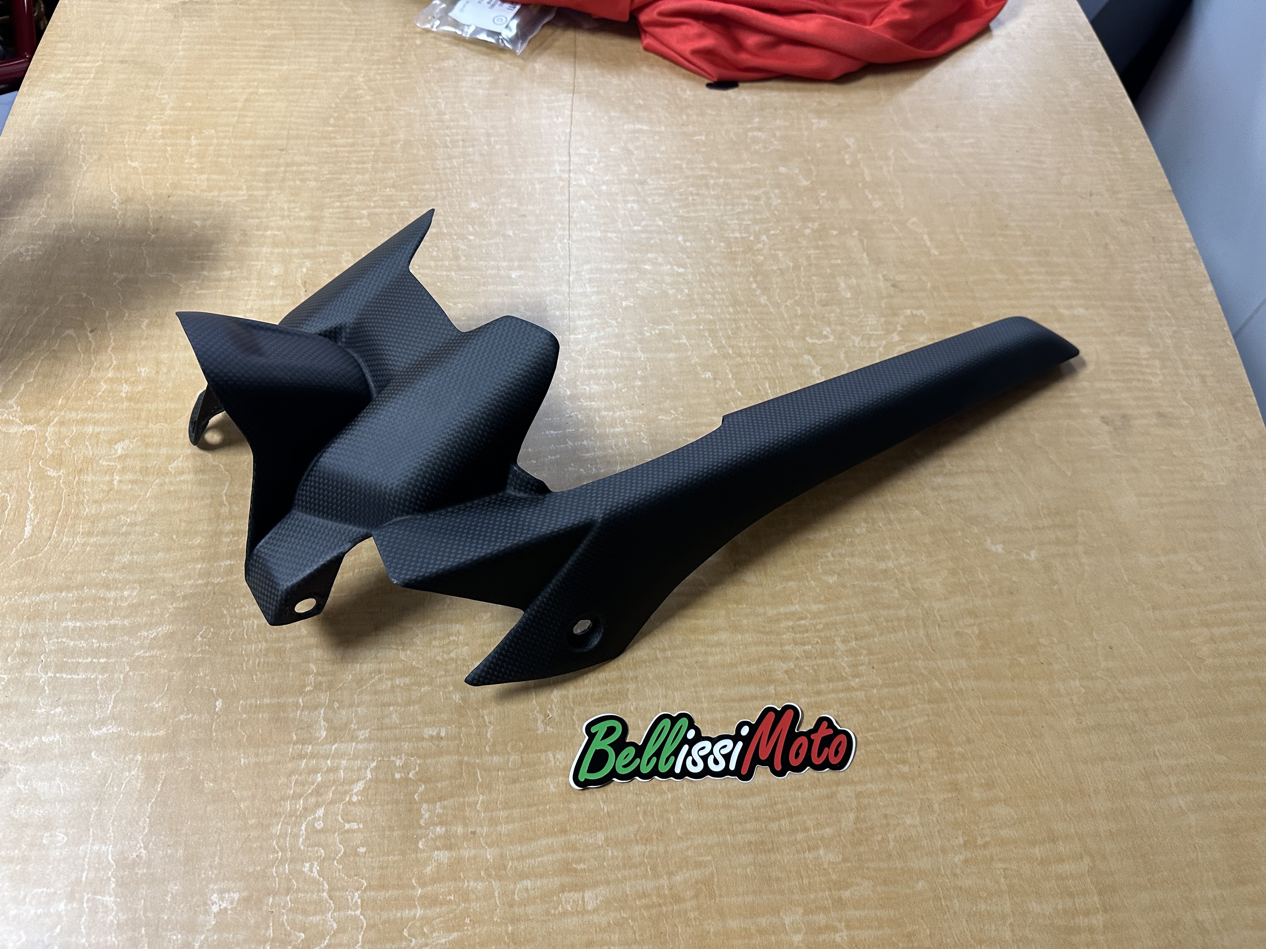 CNC Racing Carbon Fiber Rear Hugger (Fender) For Yamaha YZF-R7 / MT-07 / FZ-07 CNC Racing Carbon Fiber Rear Hugger (Fender) For Yamaha YZF-R7 / MT-07 / FZ-07
